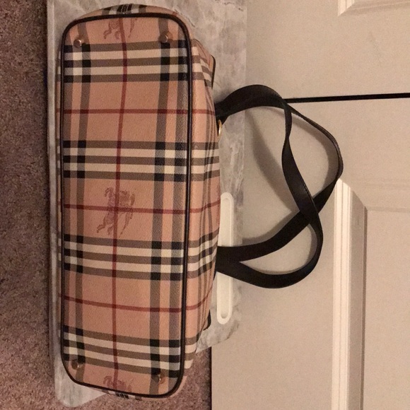 BURBERRY medium shoulder bag, - Picture 2 of 8